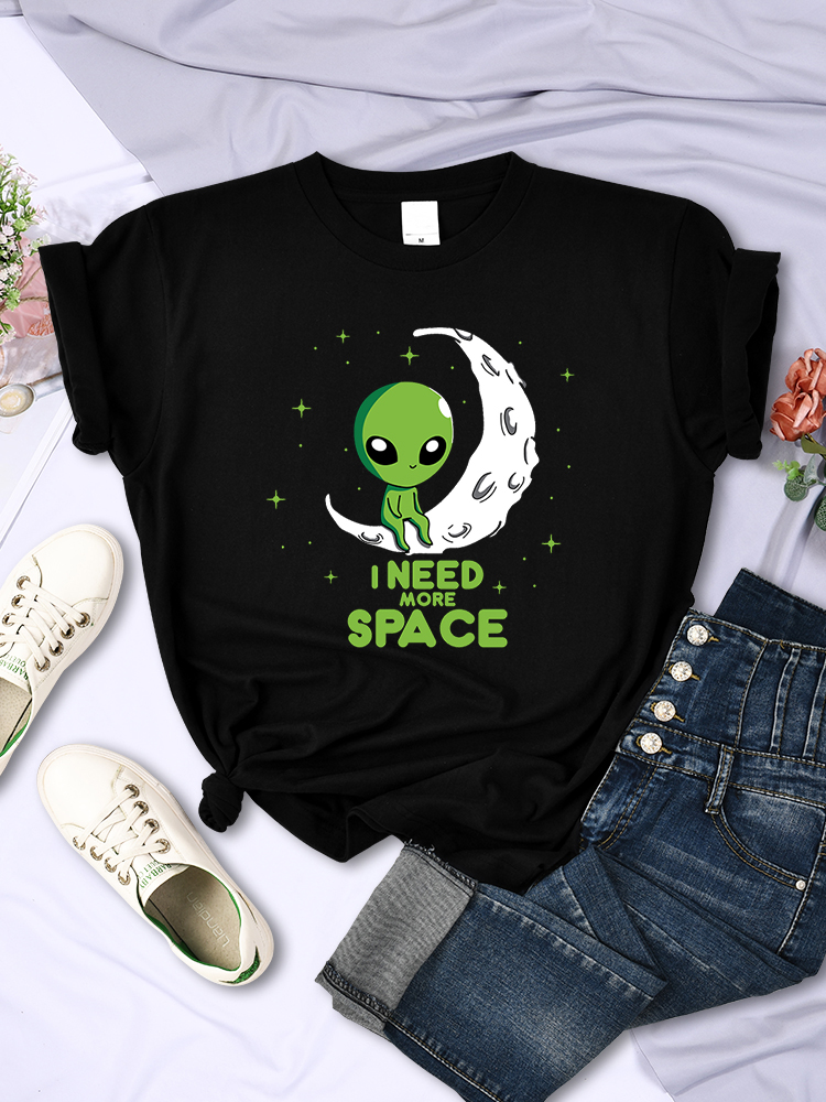 I Need More Space Green Alien  – обзор и цена Summer Clothing Needs