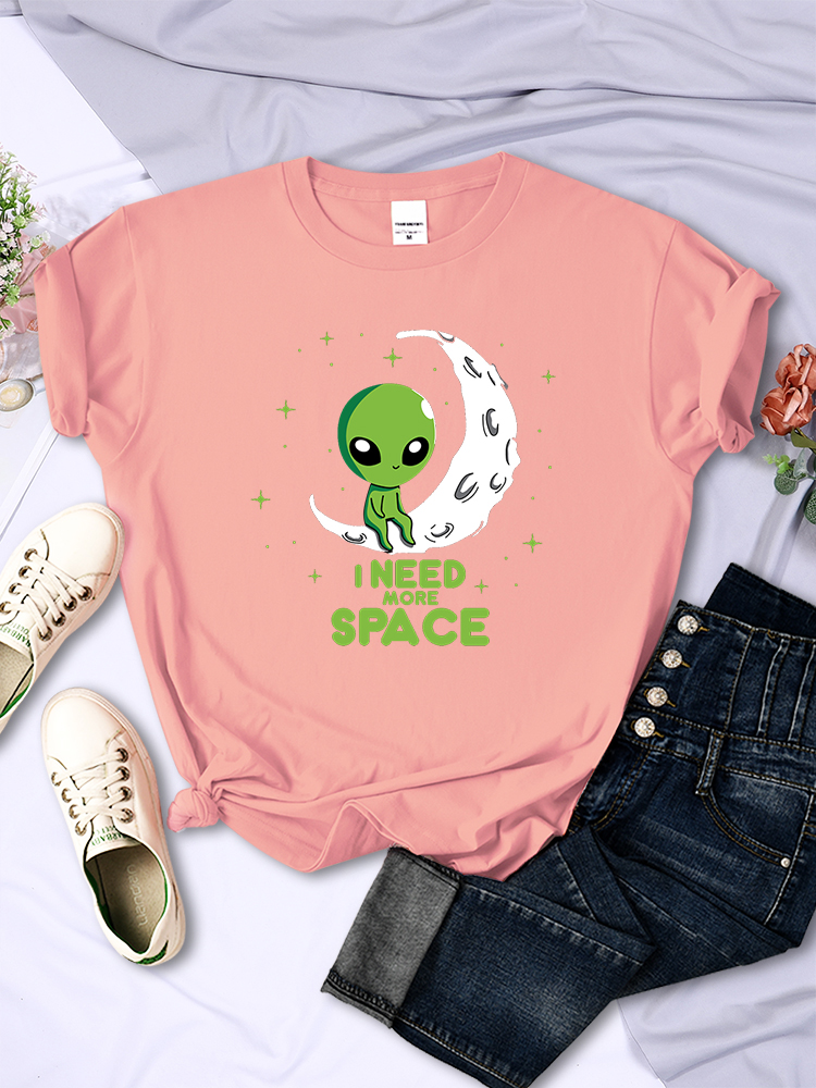 I Need More Space Green Alien  – обзор и цена Summer Clothing Needs